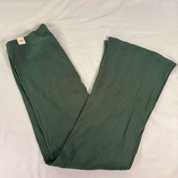 NWT Aerie Green Size L Flared High Waist Kick Flare Ribbed Pants Cropped Cotton - Picture 3 of 12